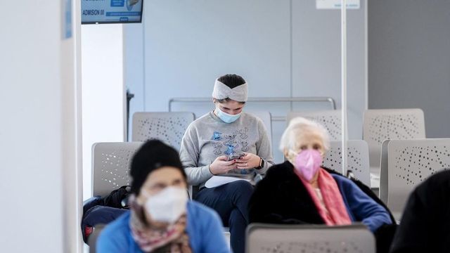 Sanidad estudia la vuelta de las mascarillas a los centros de salud