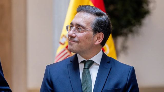 Los seis motivos por los que las mafias de inmigración ilegal no impulsaron la invasión de Ceuta en el Día del Trono