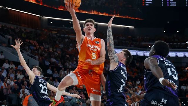 El Valencia Basket sofoca la rebelión del Surne Bilbao a tiempo