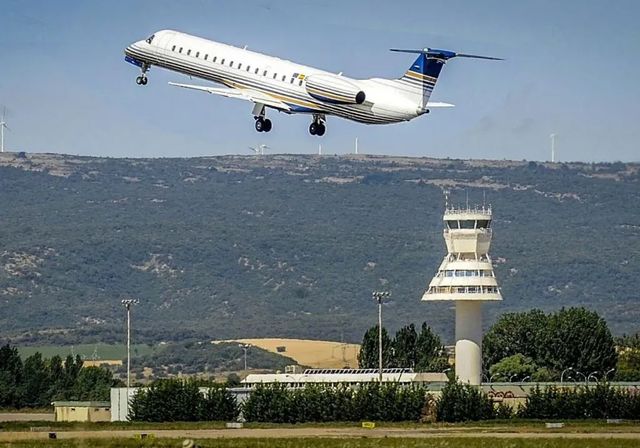 Los aeropuertos de Aena en España acogieron a más de 20,5 millones de pasajeros en febrero