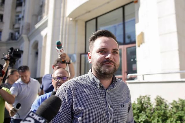 Vlad Popescu Piedone, somat să demisioneze de la Primăria Sectorului 5, după excluderea din PUSL