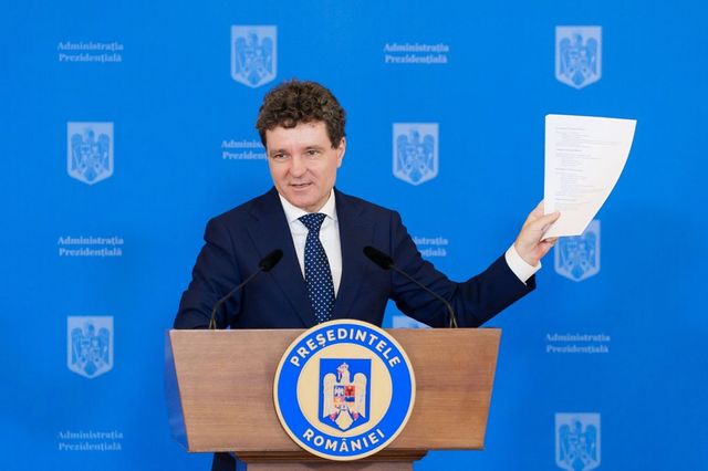 Numirile la SRI și SIE: ce nume circulă și ce spune Nicușor Dan