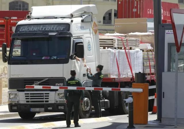 La red de narcos del puerto de Valencia blanqueaba dinero con inversiones inmobiliarias y préstamos privados