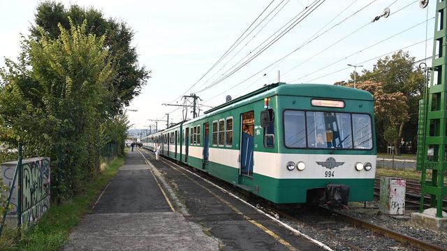 Szerdától újra teljes vonalon jár a szentendrei HÉV, csütörtökön megnyitnak a rakpartok