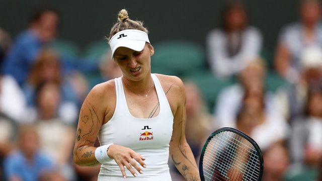 Defending Wimbledon Champion Vondrousova Knocked Out In First Round