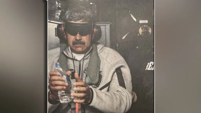 Maduro se îndreaptă spre tribunalul din New York pentru prima sa apariție în fața instanței