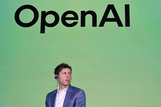 OpenAI admite que más de un millón de usuarios hablan sobre suicidio con ChatGPT cada semana
