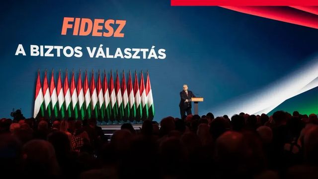 Orbán Viktor: Hideg van, de fűt a győzelem – videó