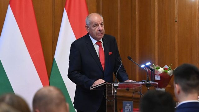 Kinevezte a közigazgatási államtitkárokat Sulyok Tamás