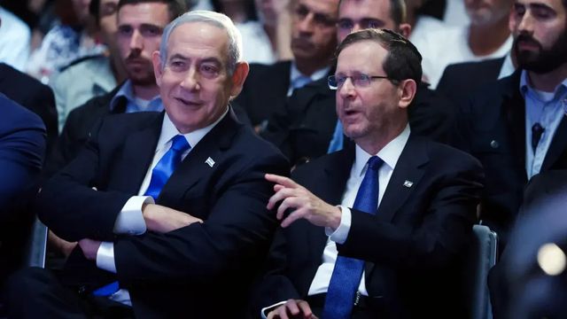 Netanjahu požádal prezidenta Herzoga o milost