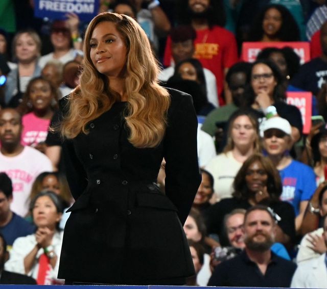 Beyonce a fost declarată miliardară de Forbes