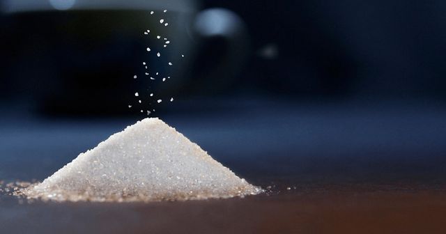 Fabrica de zahăr din Buzău, amendată de ANPC pentru practici comerciale înșelătoare