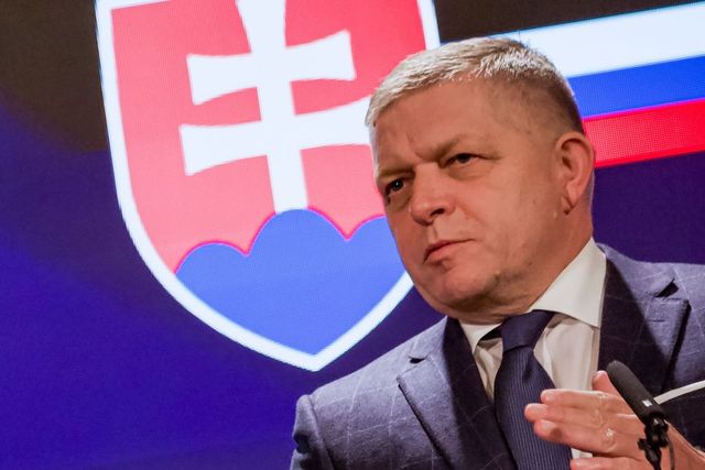 Robert Fico az Ukrajnába irányuló áramexport leállítását tervezi
