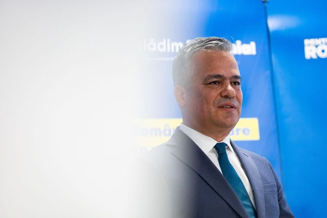 AUR nu va vota Guvernul Veștea
