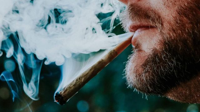 Donald Trump reclasifica marijuana, printr-un decret, drept un drog mai putin periculos