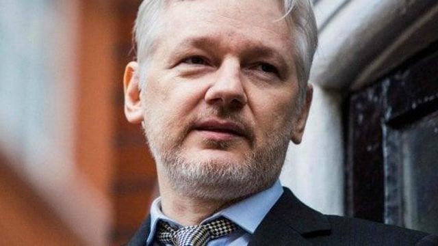 Assange patteggia in Usa, tornerà in Australia