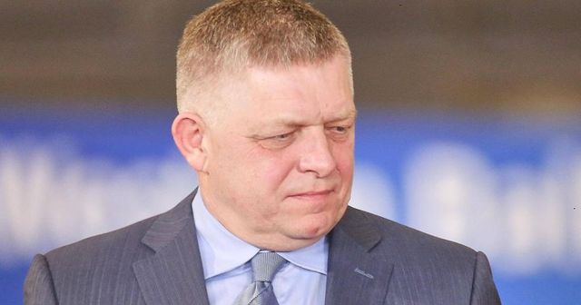 Incident la Bruxelles: avionul premierului slovac Robert Fico, avariat pe aeroport