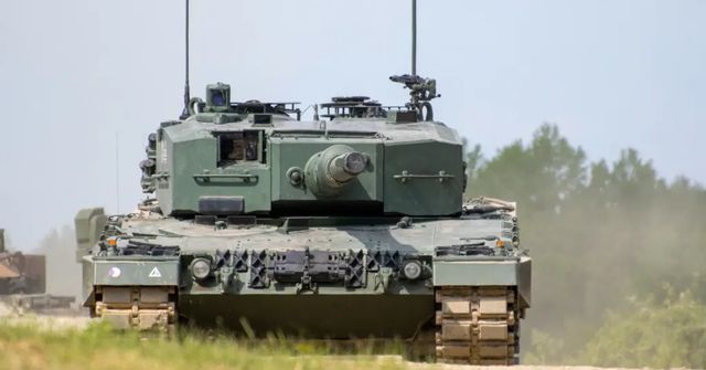 Česko koupí 14 tanků Leopard 2A4 za čtyři miliardy, schválila vláda