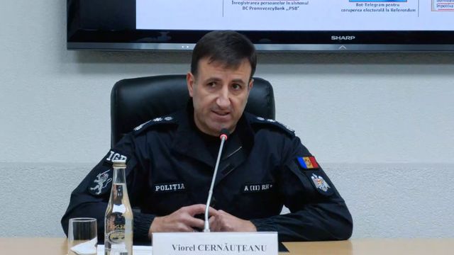 Briefing de presă susținut de șeful Inspectoratului General al Poliției, Viorel Cernăuțeanu