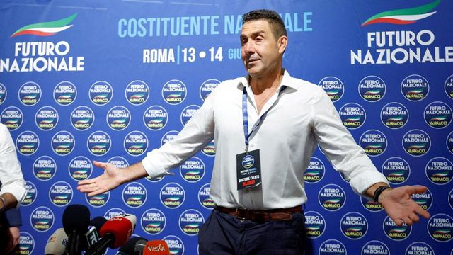 La Procura militare indaga su Vannacci per ricostituzione del partito fascista