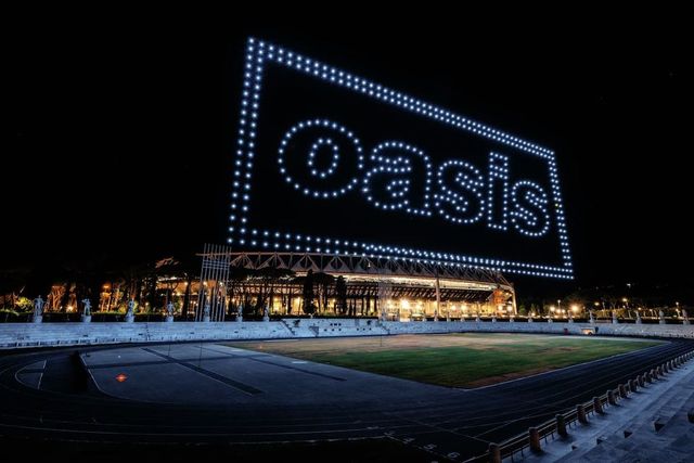 Gli Oasis in concerto a Roma, l’annuncio con i droni