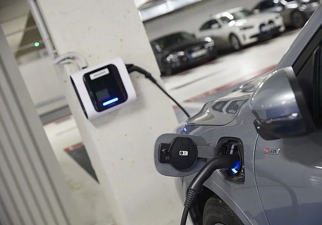Las ventas de coches eléctricos en España crecen el doble que en Europa
