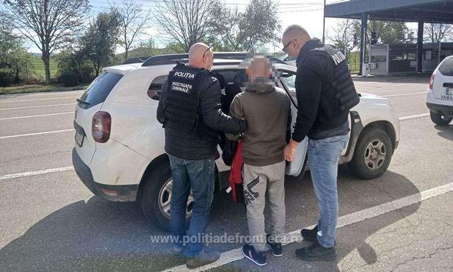 Un moldovean, căutat de polițiștii din Slovacia pentru tentativă de răpire a unui minor, reținut de polițiștii români de frontieră