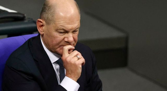 Scholz ha perso la fiducia del Bundestag