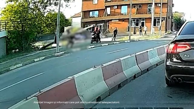 Momentul în care un bărbat e lovit în cap de un stâlp, în Năvodari
