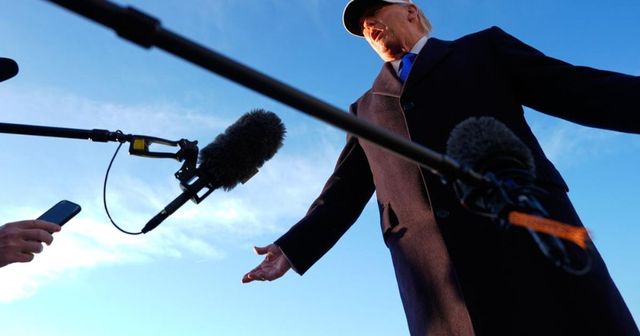 Trump anunță că trimite nave pentru a deschide strâmtoarea Ormuz și cere altor state să se implice