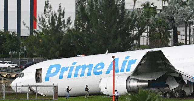 Boeing cargo Amazon fuori pista a Miami, 5 morti e diversi feriti