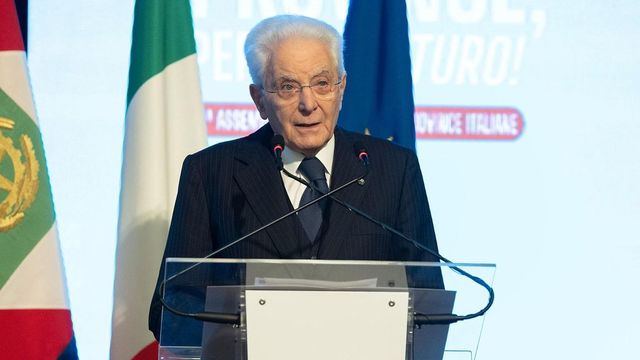 Mattarella, è tempo di iniziative di pace nel Mediterraneo