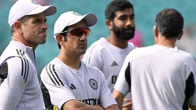 Gautam Gambhir leaves it to Virat Kohli, Rohit Sharma to decide Test future