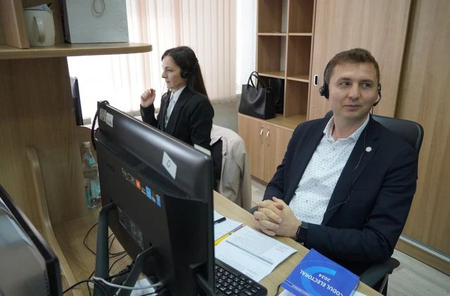 Linia telefonică de informare a alegătorilor a înregistrat peste 4.500 de apeluri, în perioada 12 august-29 septembrie