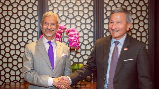 Jaishankar meets top Singapore Ministers to further deepen bilateral ties