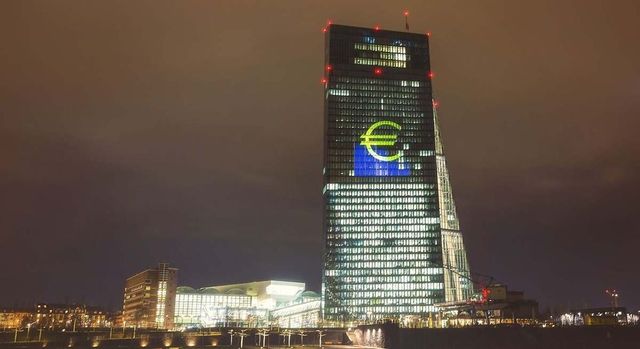 El BCE mantiene los tipos de interés en el 2% por quinta vez consecutiva