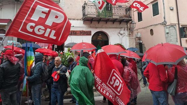 1 maggio, Conte firmerà referendum Cgil su Jobs Act