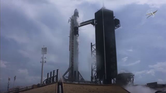 SpaceX a ajuns la Stația Spațială Internațională pentru a prelua astronauții blocați