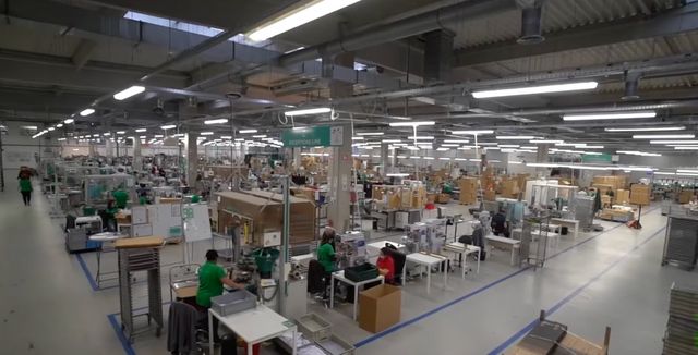 Printmasters își închide fabrica din Cicârlău. 450 de oameni își pierd locurile de muncă