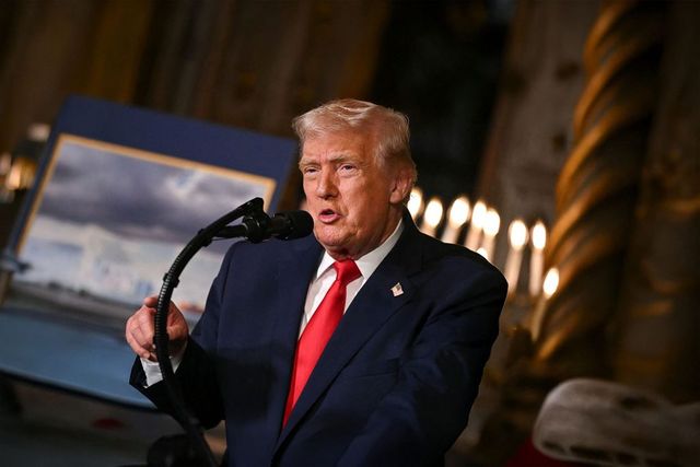 Donald Trump a promis că va publica dosarele despre OZN-uri după ce Obama a vorbit despre extratereștri