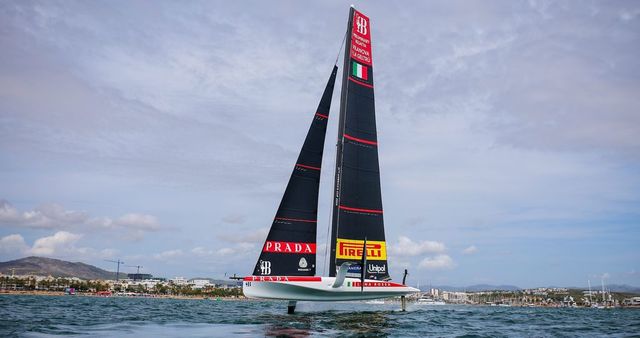 Luna Rossa vince la prima regata della semifinale di Louis Vuitton Cup. Contro American Magic è 1-0