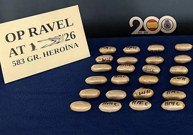 Detenido un joven con 51 bolas de heroína en su cuerpo en el aeropuerto de Castellón