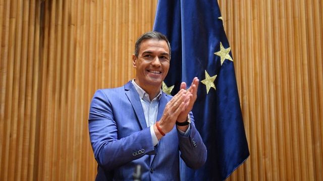 Sánchez anuncia que el Gobierno aprobará este martes su plan contra los medios críticos