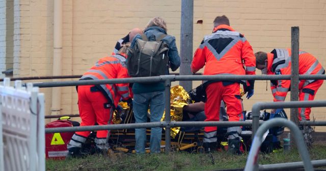 Кървав ужас във влак в Германия, поне двама са убити