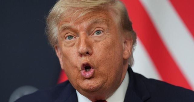 Donald Trump, despre Iran: Dacă nu se comportă cum trebuie, le vom arunca bombe direct în creștetul capului