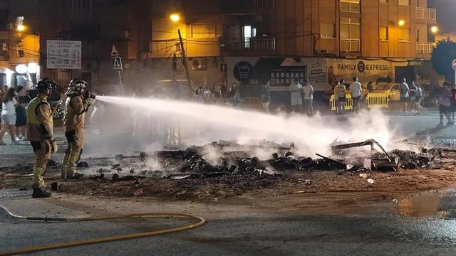 La 'Mojá de la Vara' protagonista de la noche de San Juan en la Plaza de Dulce Chacón