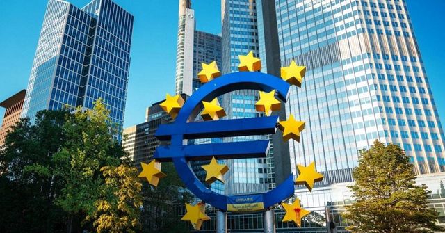 Страните от Еврозоната поздравяват България за напредъка по пътя към въвеждането на еврото - Труд