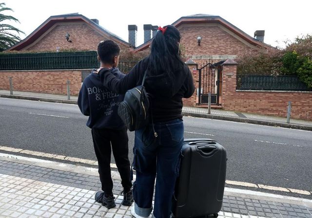 «Pagábamos 600 euros de alquiler al mes por habitación, pero era una estafa y nos han desahuciado»