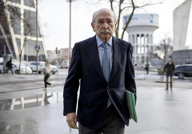 Del Rivero pide la dimisión de Carlos Torres por el caso 'Cenyt'