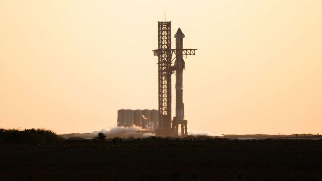 Starship, cea mai mare rachetă din istorie, a explodat la scurt timp după lansare
